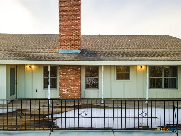 $1,075,000 | 102 Mesa Drive, Gatesville, TX 76528