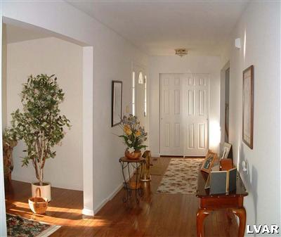 300 Smith Road Bath, PA 18014 - Photo 3 of 7 Foyer