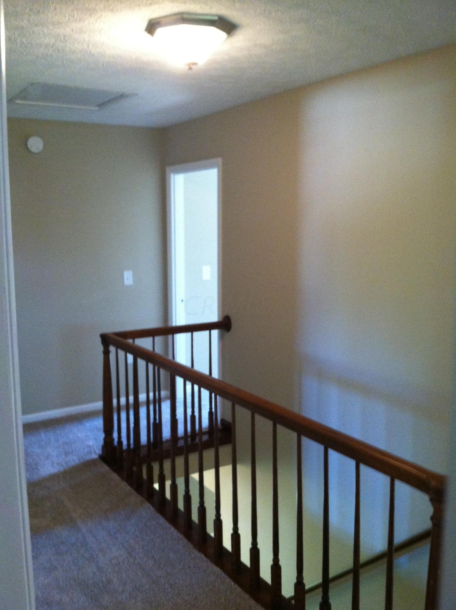 6207 Feder Road Columbus, OH 43228 - Photo 21 of 25 Gallery Image 21