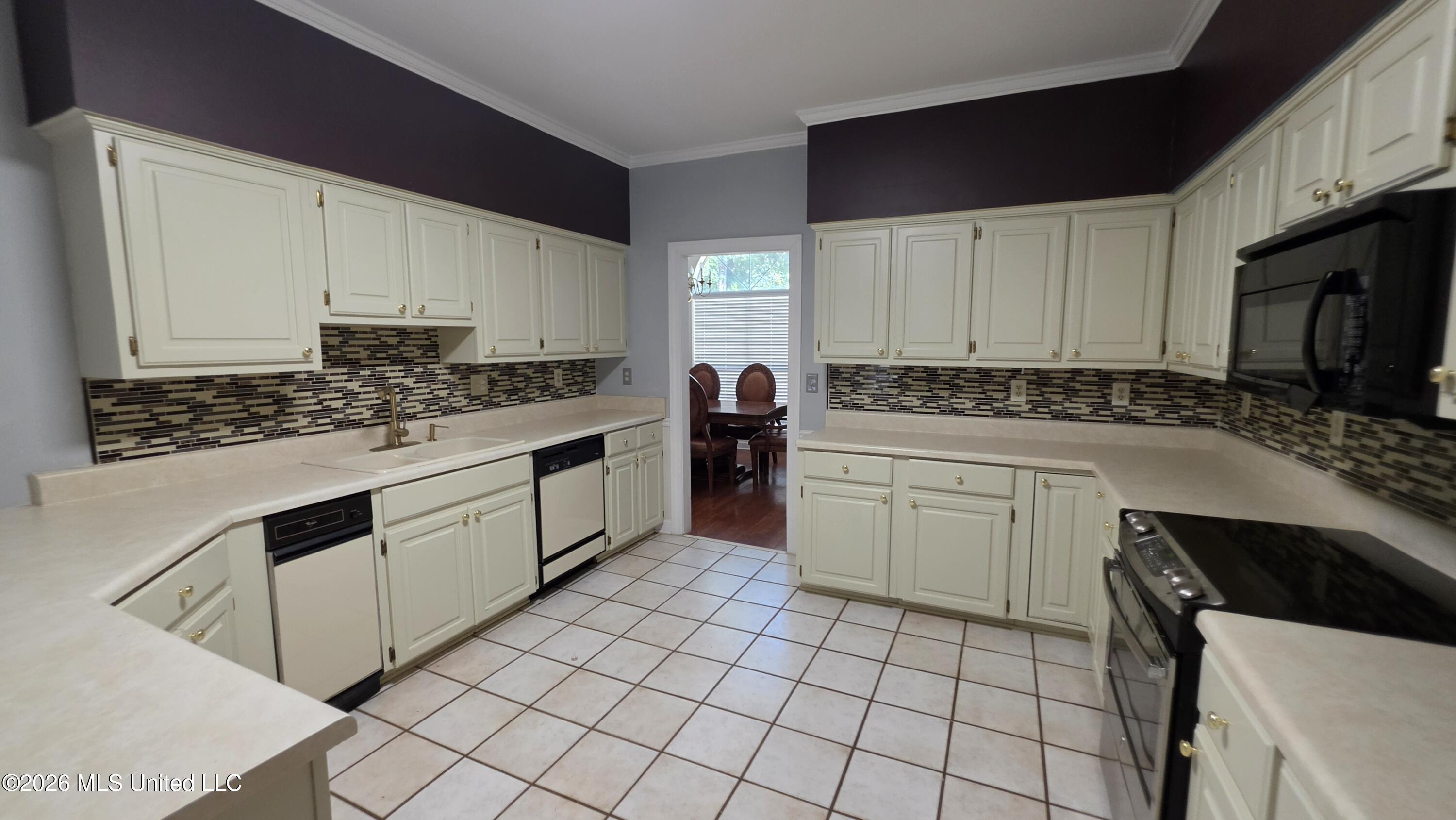 124 Gwen Road Senatobia, MS 38668 - Photo 12 of 47 20260923_144645