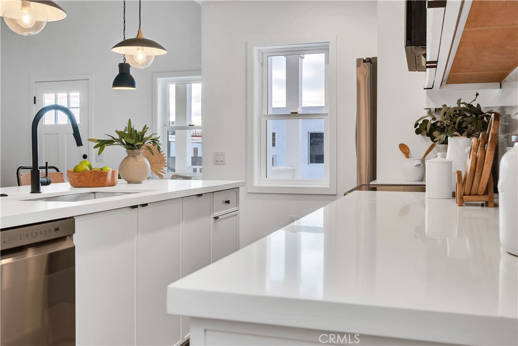 226 A Arena Street El Segundo, CA 90245 - Photo 27 of 47 a bathroom with a sink and a mirror