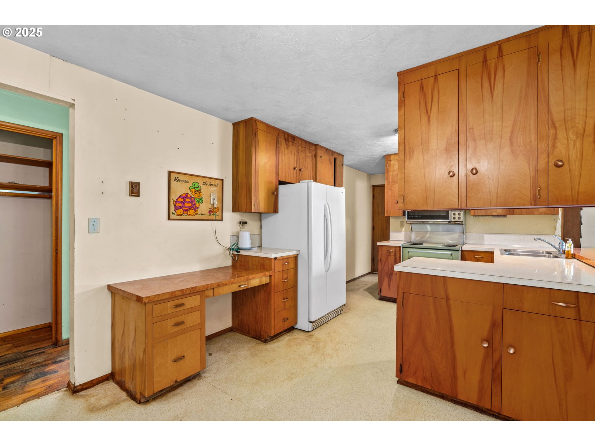 645 West 27th Place Eugene, OR 97405 - Photo 20 of 35