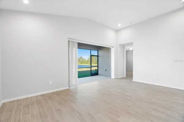 $2,600 | 6312 Laurelcrest Glen, Palmetto, FL 34221