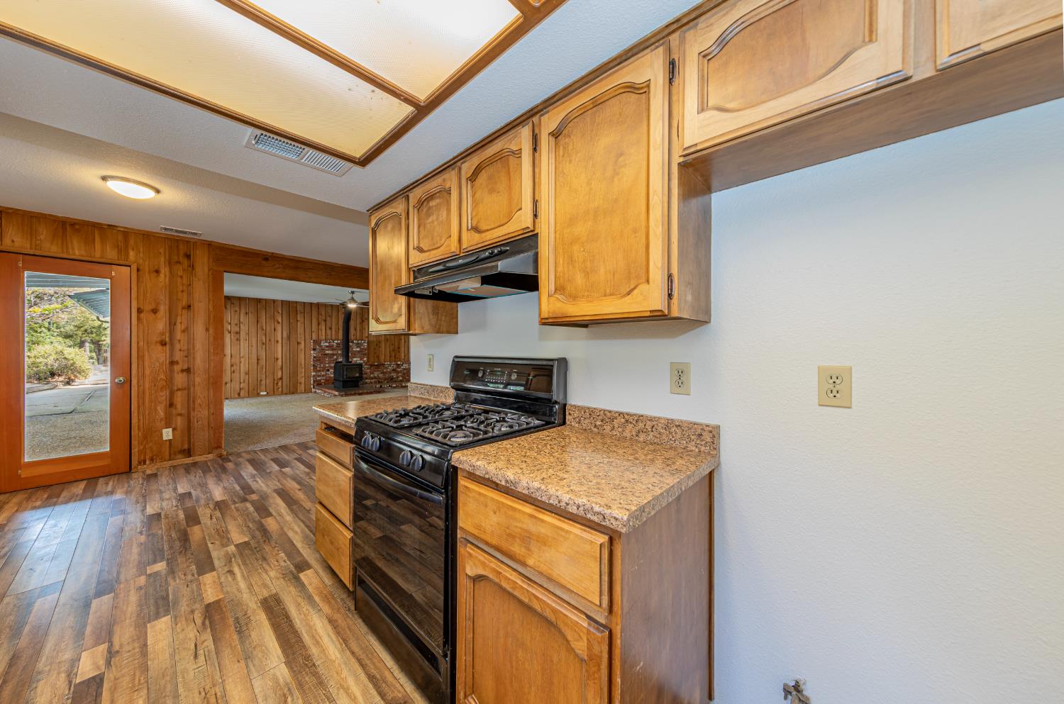 42634 Springwood Road Oakhurst, CA 93644 - Photo 11 of 40 Gallery Image 11