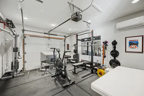 $415,000 | 123 Heather Lane, Streamwood, IL 60107