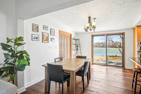 $415,000 | 123 Heather Lane, Streamwood, IL 60107