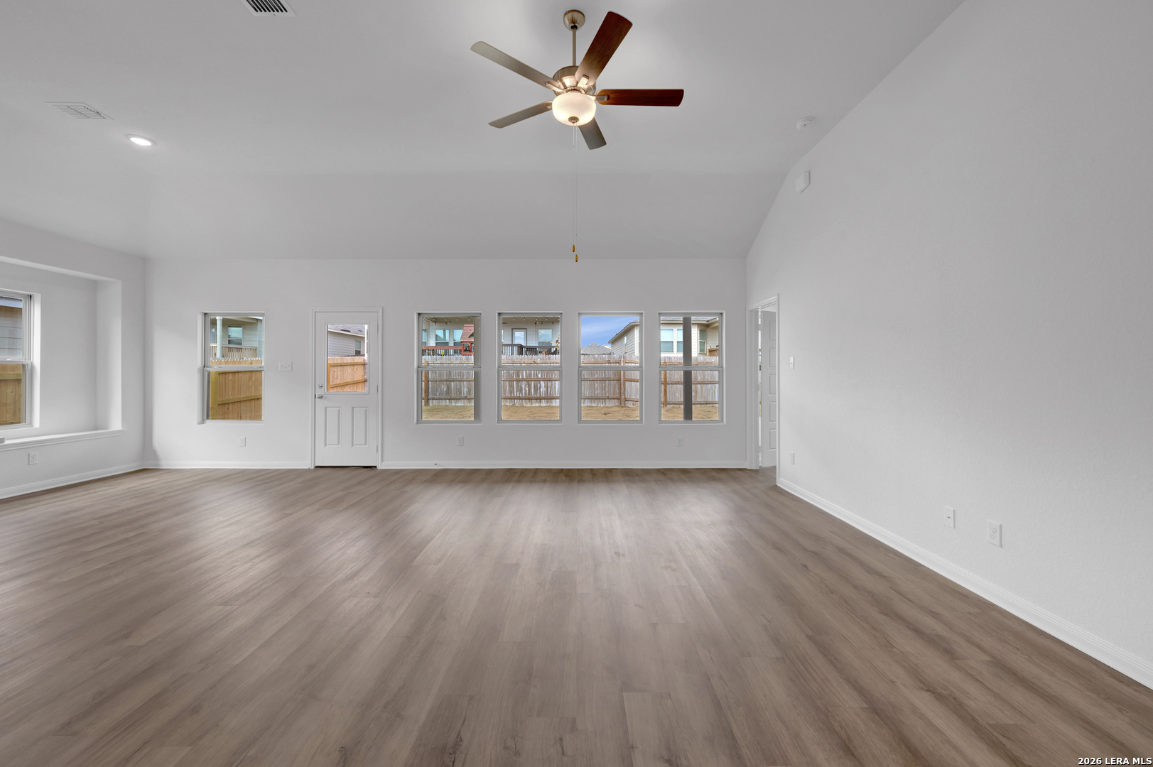 1164 Limestone Ridge Seguin, TX 78155 - Photo 16 of 48