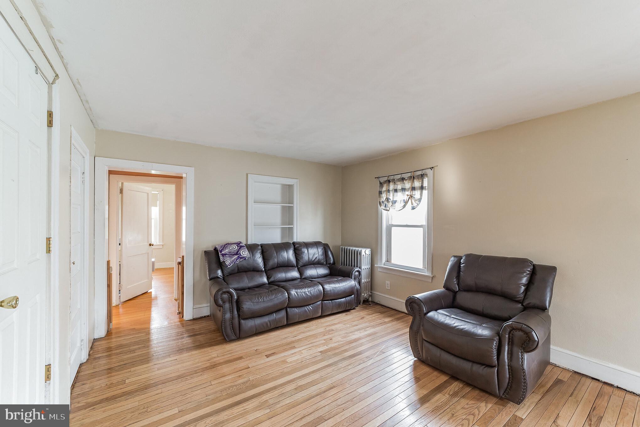 172 Pennapacker Road Collegeville, PA 19426 - Photo 7 of 19 Hardwood Floors
