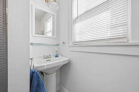 $1,100,000 | 122 Park Avenue, Centerville, MA 02632