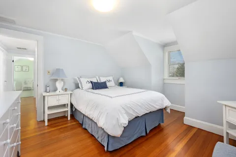 $1,100,000 | 122 Park Avenue, Centerville, MA 02632