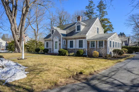$1,100,000 | 122 Park Avenue, Centerville, MA 02632