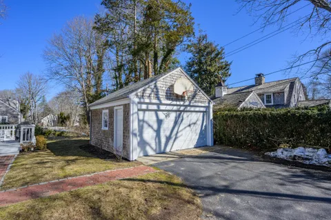 $1,100,000 | 122 Park Avenue, Centerville, MA 02632