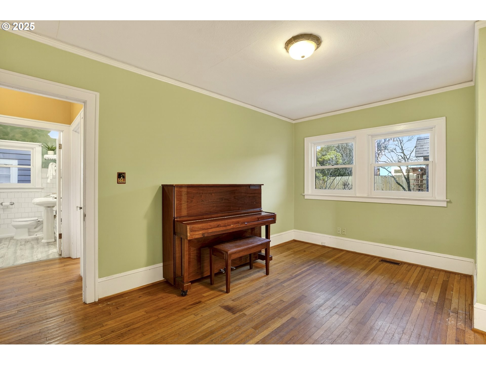 2614 Northeast 42nd Avenue Portland, OR 97213 - Photo 25 of 48 Bedroom