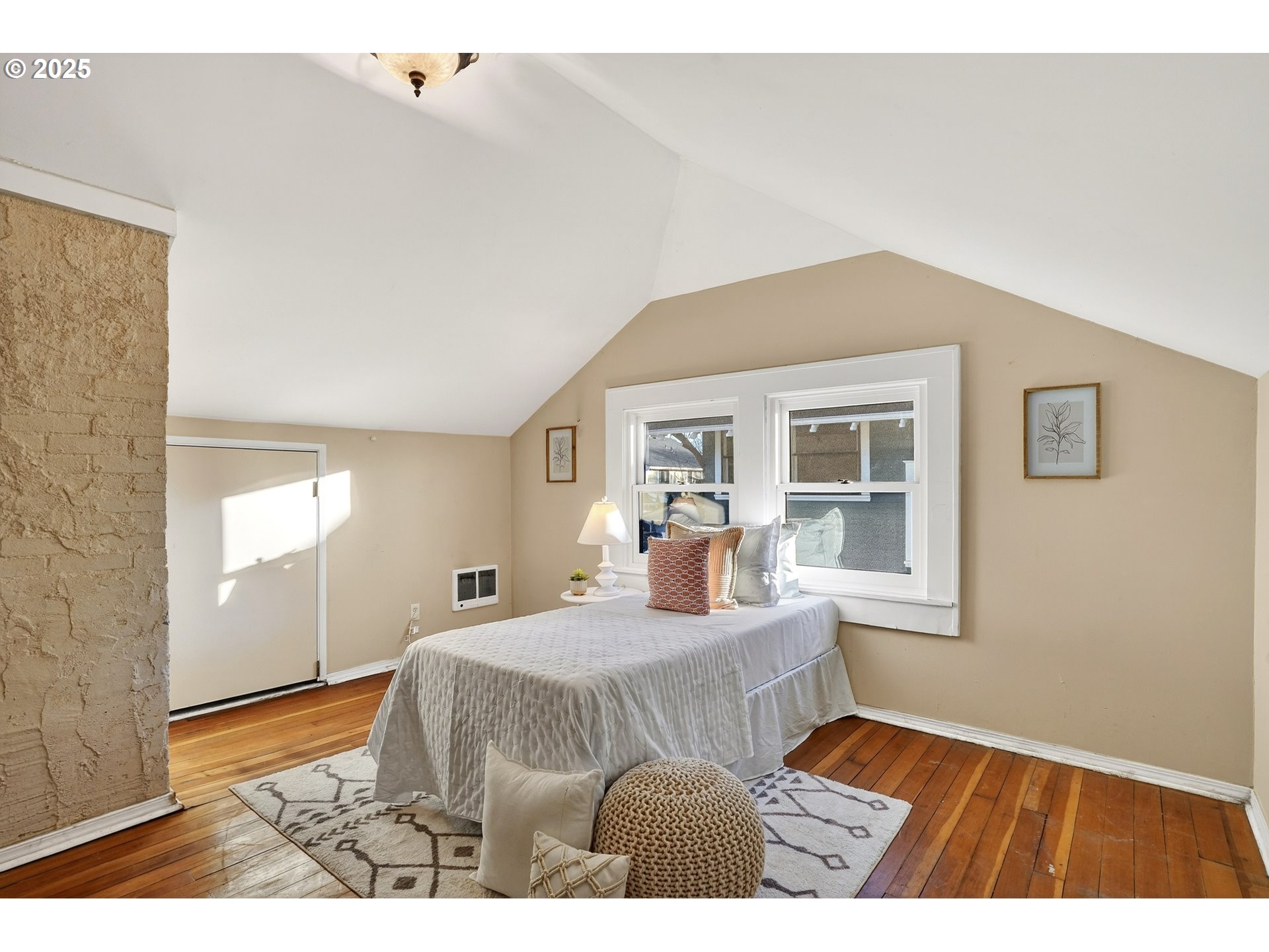 2614 Northeast 42nd Avenue Portland, OR 97213 - Photo 30 of 48 Primary Bedroom