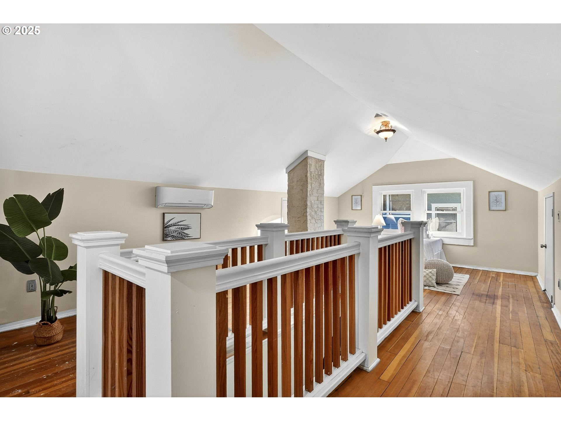 2614 Northeast 42nd Avenue Portland, OR 97213 - Photo 34 of 48 Primary Bedroom
