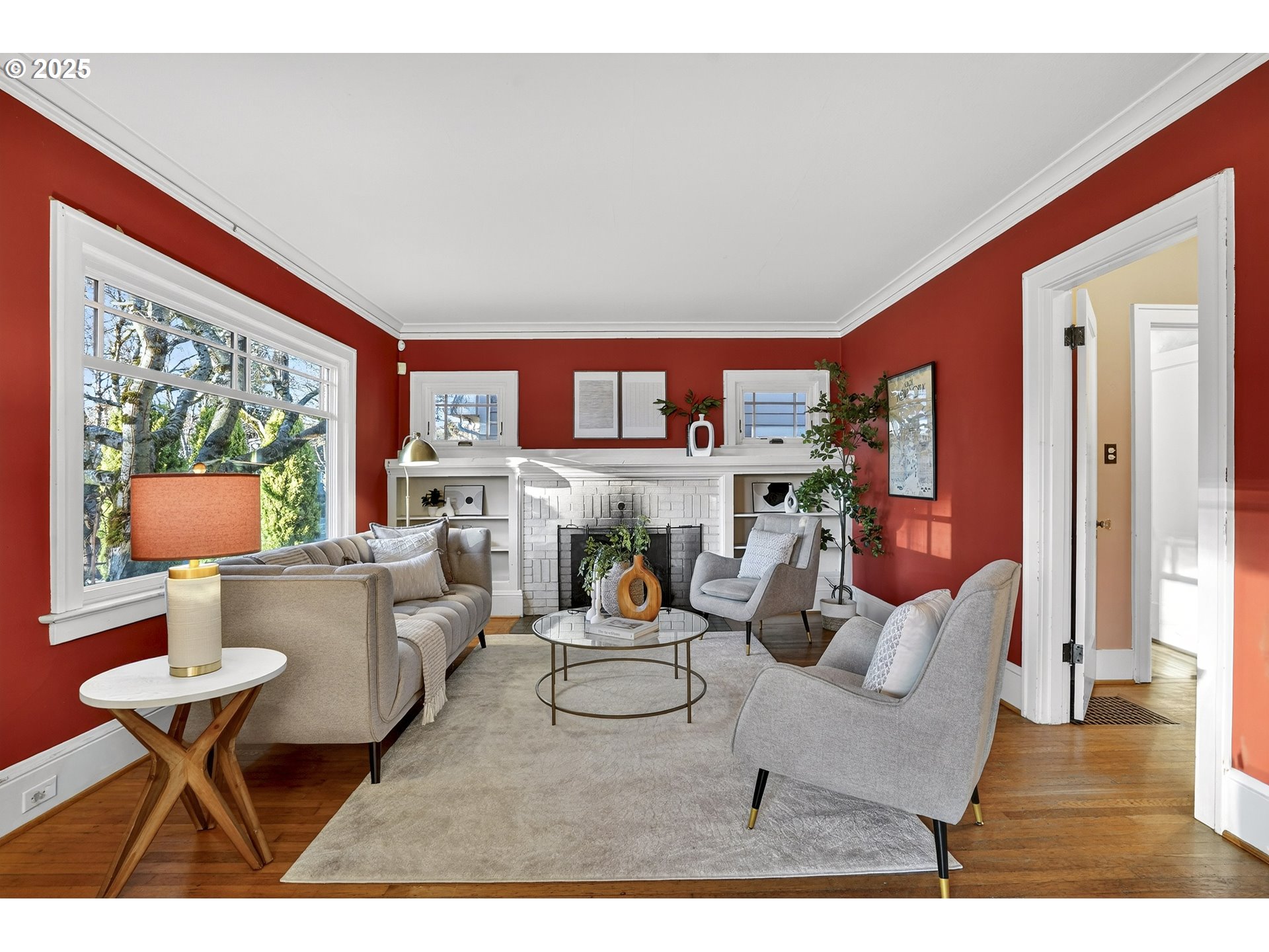 2614 Northeast 42nd Avenue Portland, OR 97213 - Photo 6 of 48 Living Room