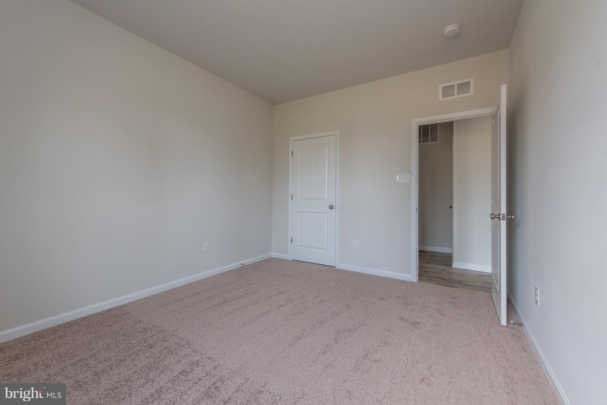 682 Stonegate Road Westminster, MD 21157 - Photo 14 of 30 Interior (General)