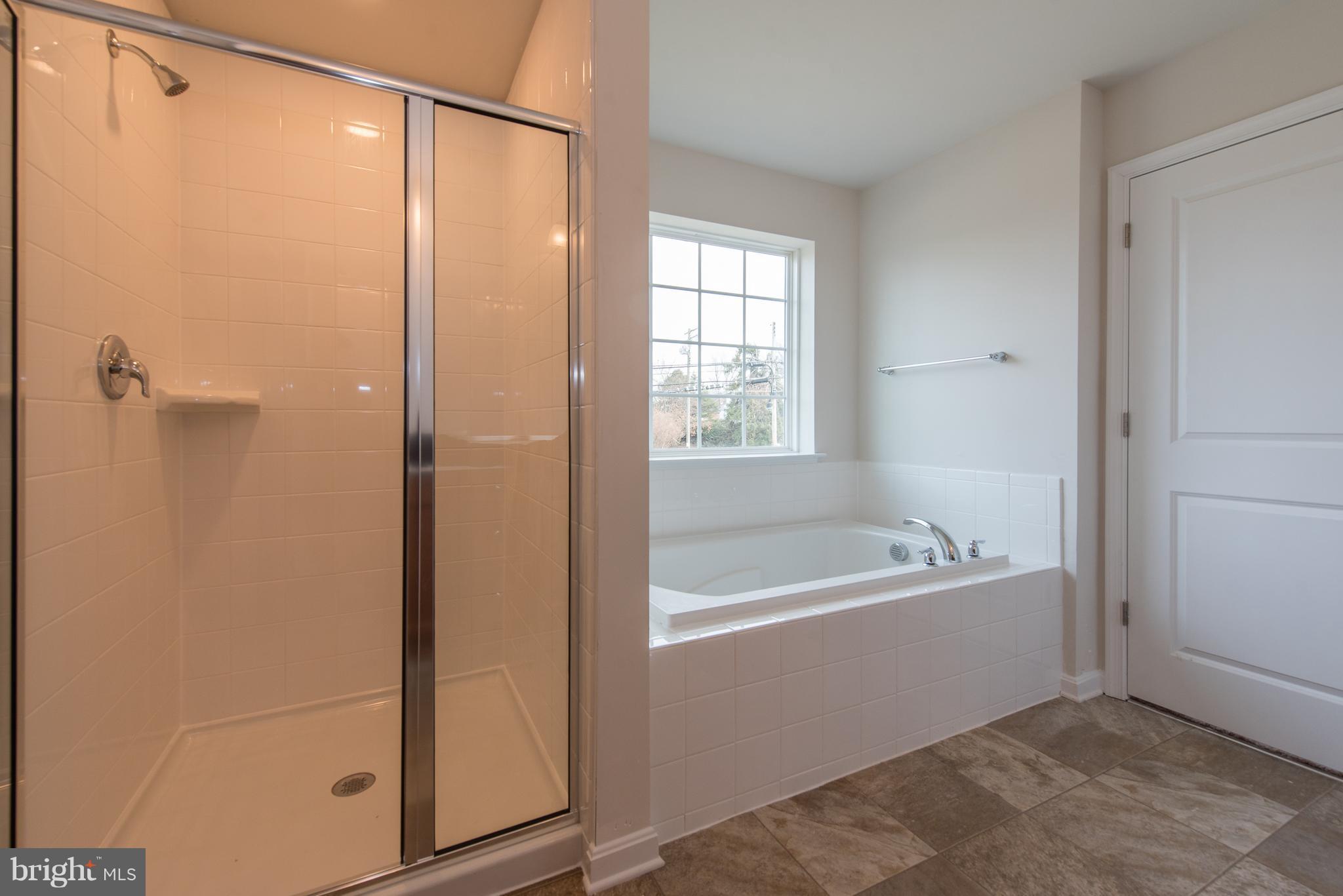 682 Stonegate Road Westminster, MD 21157 - Photo 20 of 30 Bath (Master)