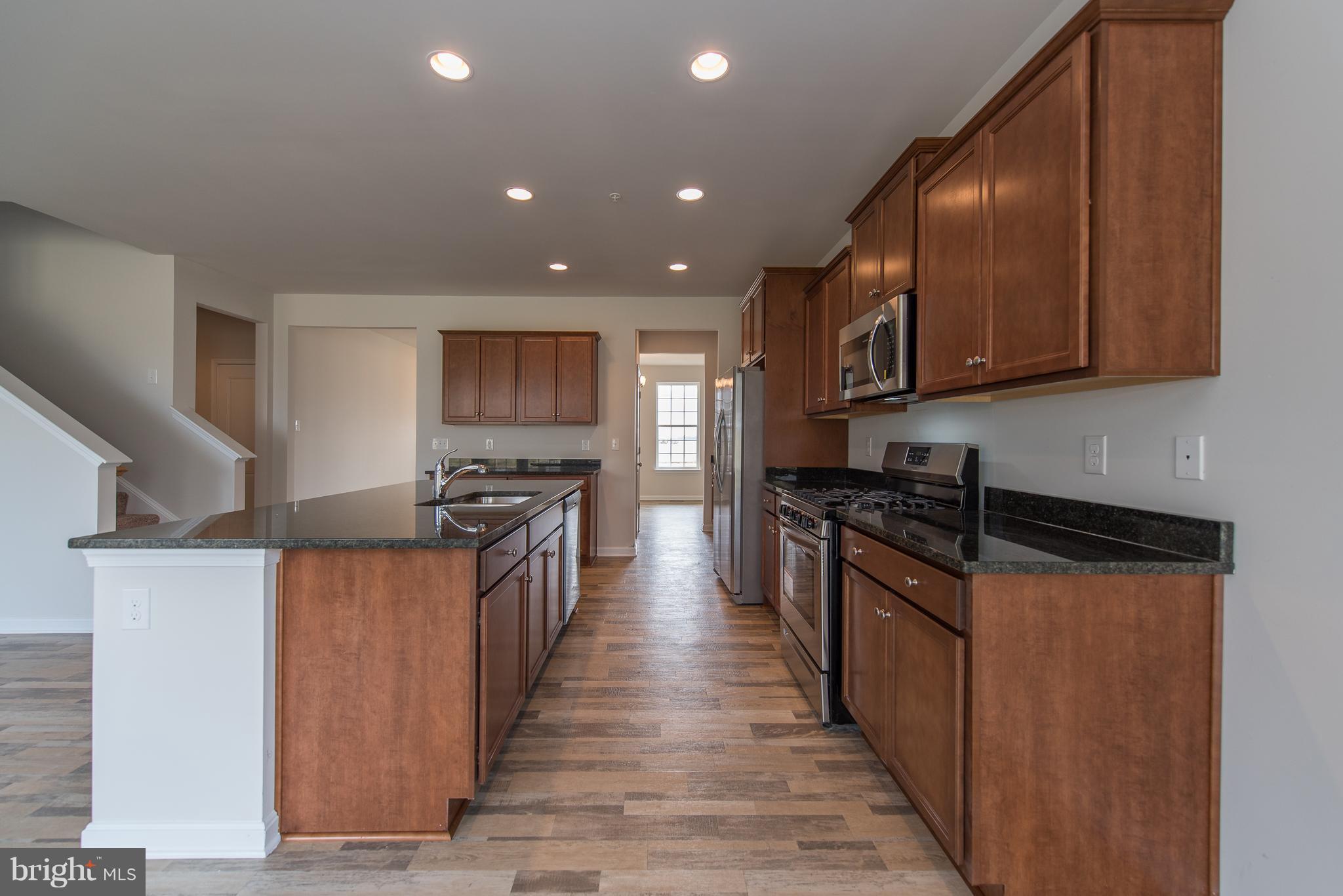 682 Stonegate Road Westminster, MD 21157 - Photo 9 of 30 Kitchen