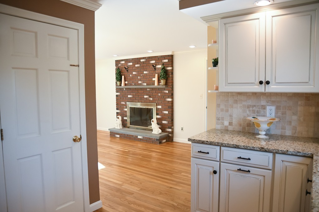80 Moore Road Sudbury, MA 01776 - Photo 6 of 30