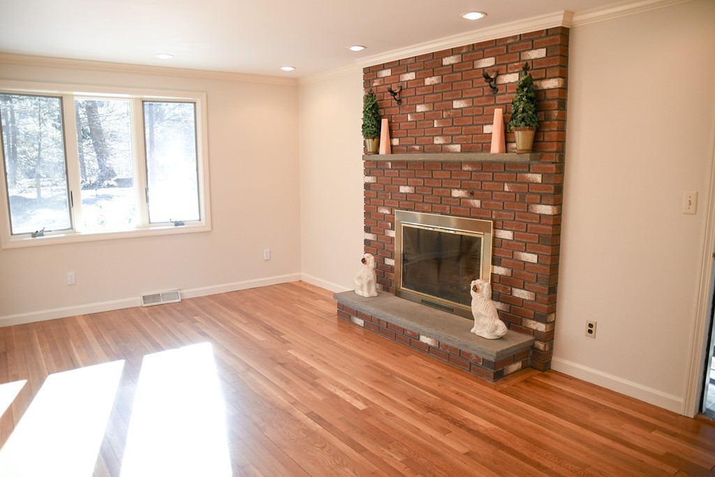 80 Moore Road Sudbury, MA 01776 - Photo 7 of 30