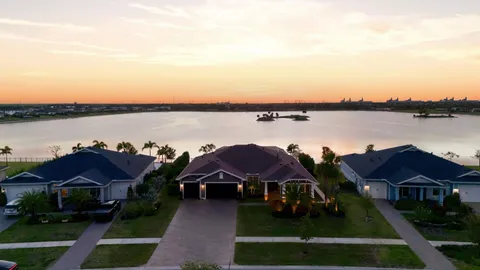 $1,349,900 | 829 Hookline Circle, Loxahatchee, FL 33470