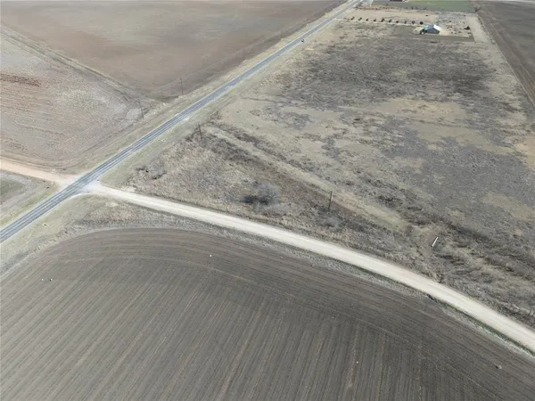 $9,900 | 2702 St Stamford Tx 79553, Stamford, TX 79553