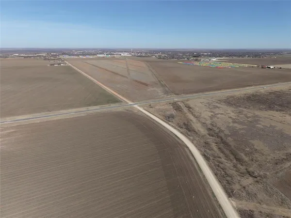 $9,900 | 2702 St Stamford Tx 79553, Stamford, TX 79553