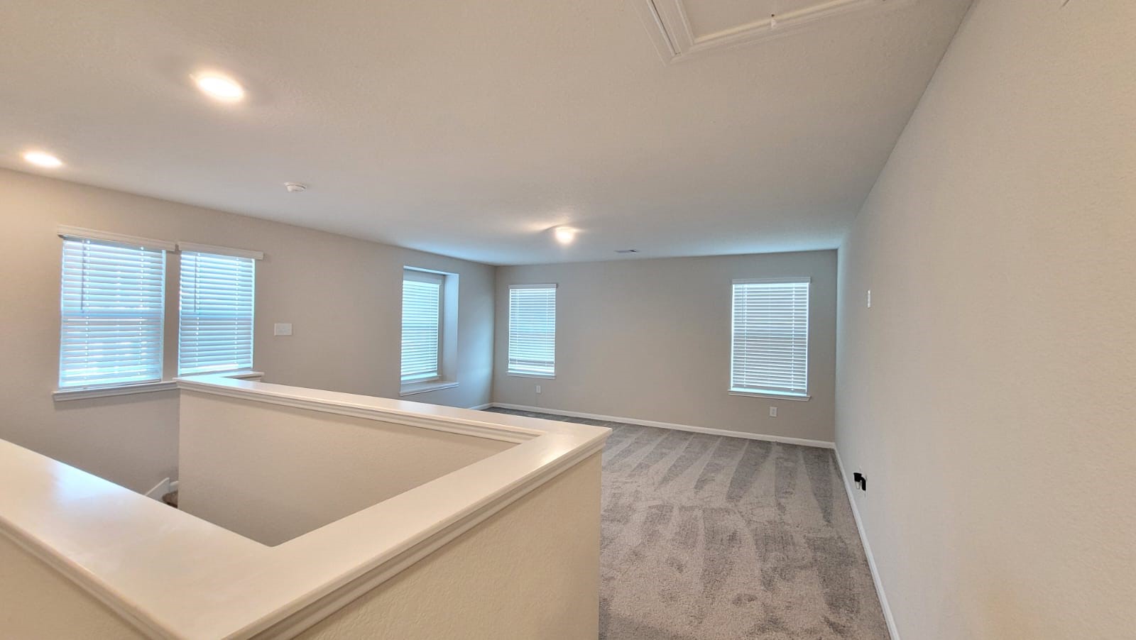 5704 Bluebonnet Lane Rosenberg, TX 77469 - Photo 22 of 34 an empty room with windows