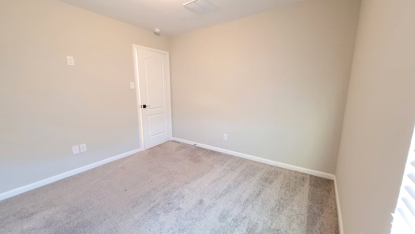 5704 Bluebonnet Lane Rosenberg, TX 77469 - Photo 28 of 34 a view of an empty room