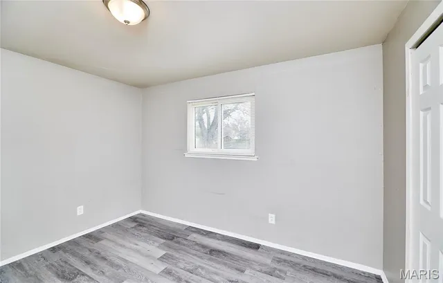 $1,300 | 665 Central Parkway, Florissant, MO 63031