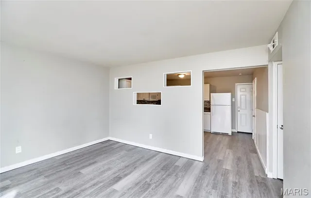 $1,300 | 665 Central Parkway, Florissant, MO 63031