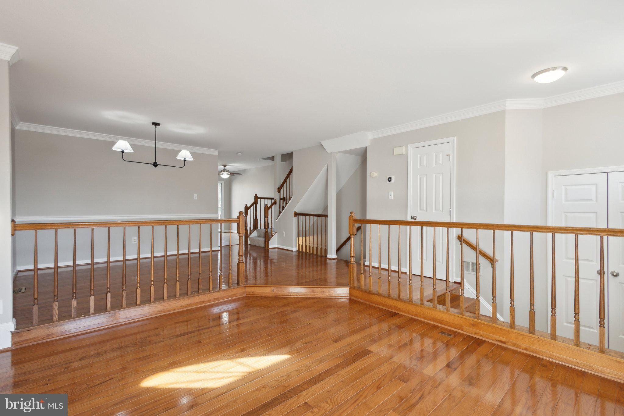 8802 Eagle Rock Lane Springfield, VA 22153 - Photo 2 of 18