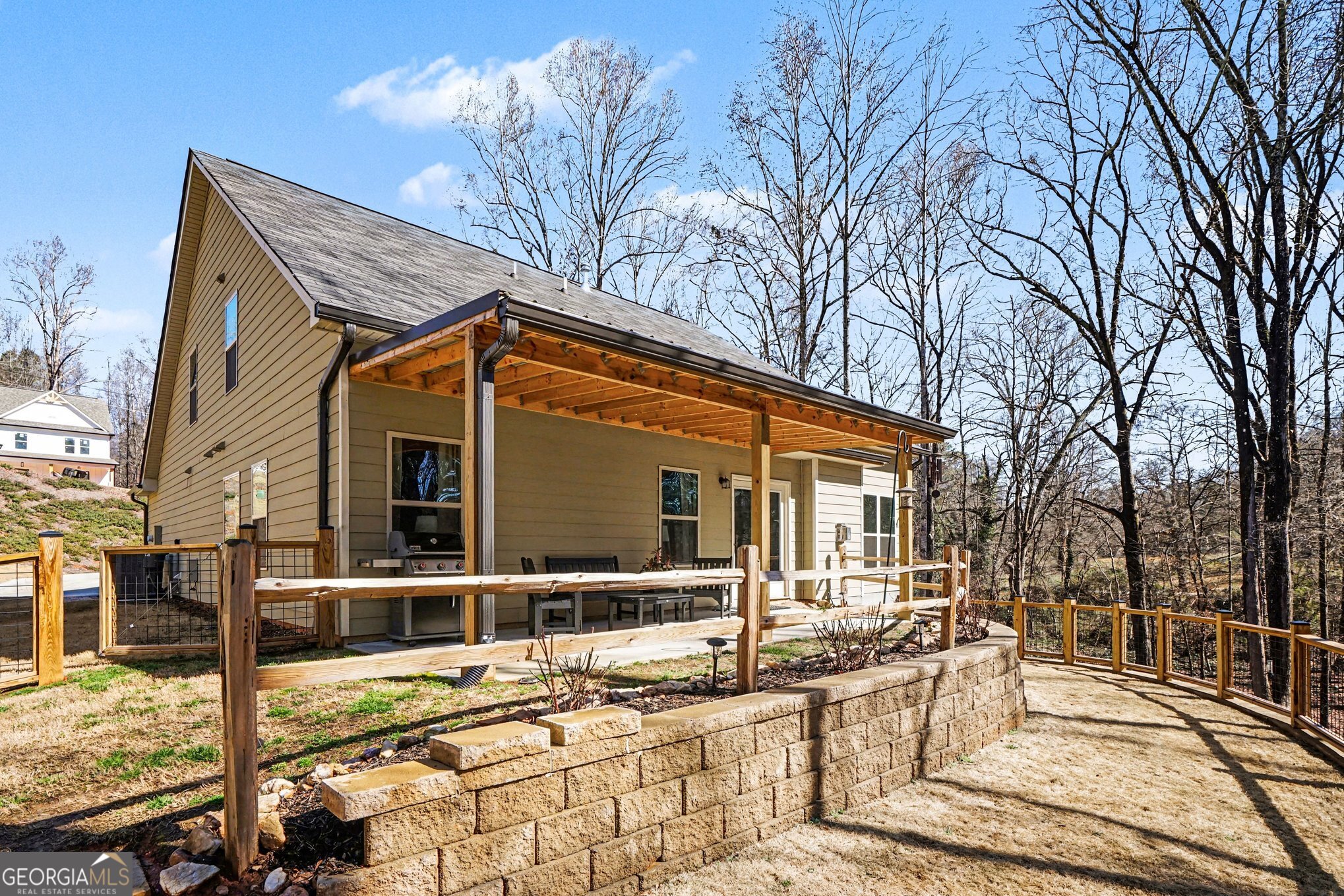 994 Lakeview Drive Commerce, GA 30529 - Photo 35 of 42 front view of house with a patio