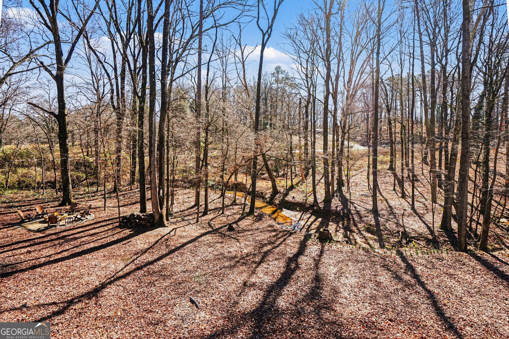 994 Lakeview Drive Commerce, GA 30529 - Photo 37 of 42 a view of a pathway of a yard