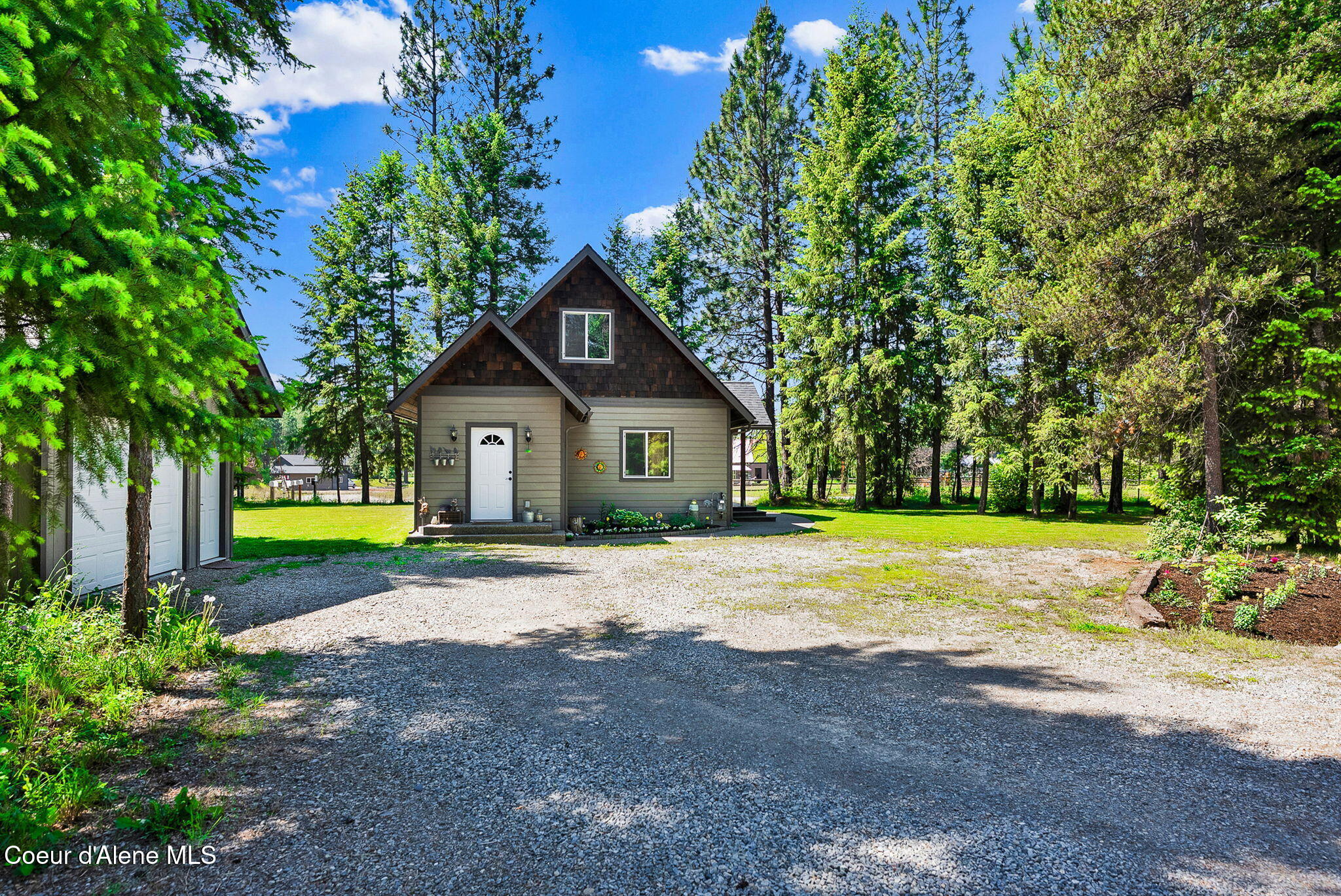 54 Star Road Bonners Ferry, ID 83805 - Photo 3 of 54 3-web-or-mls-SkyLight - Star (JG)-61
