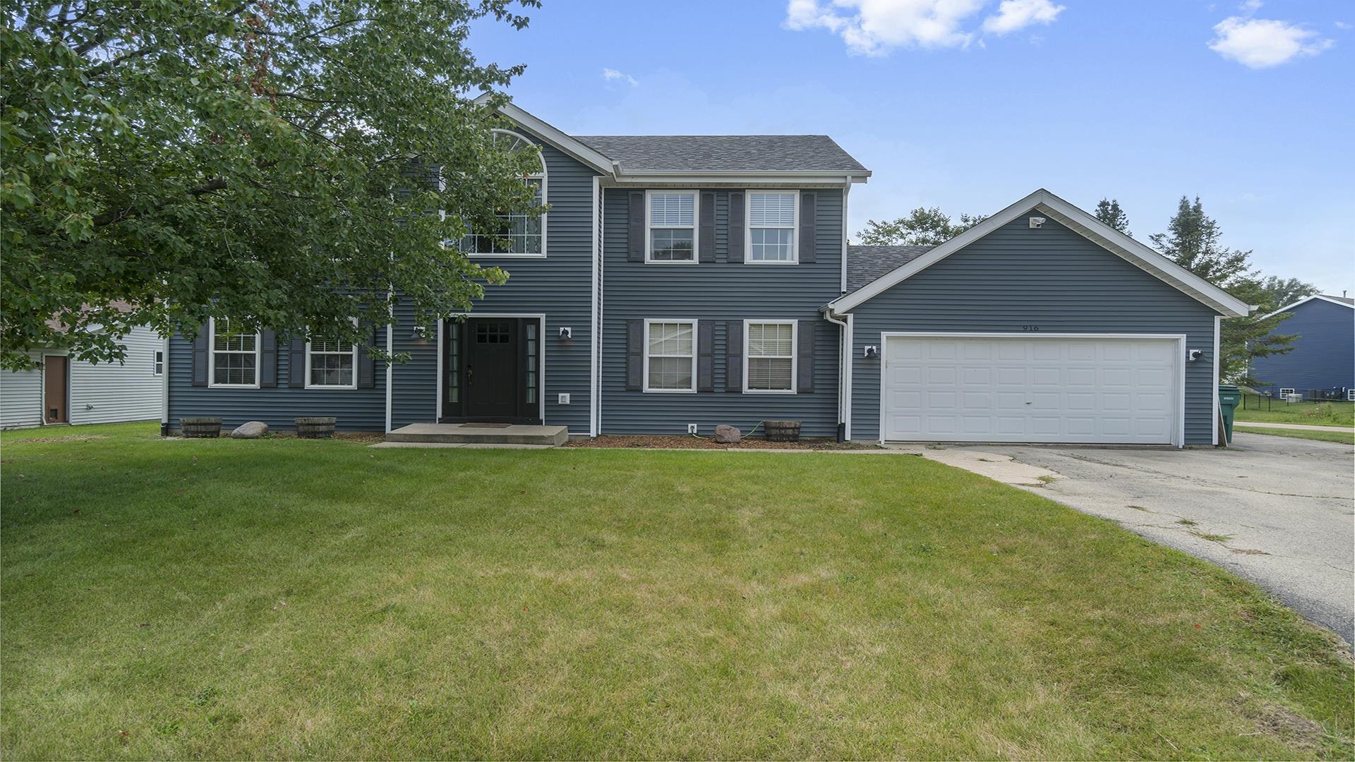 916 Brandy Bend Road Roscoe, IL 61073 - Photo 1 of 44 Gallery Image 1