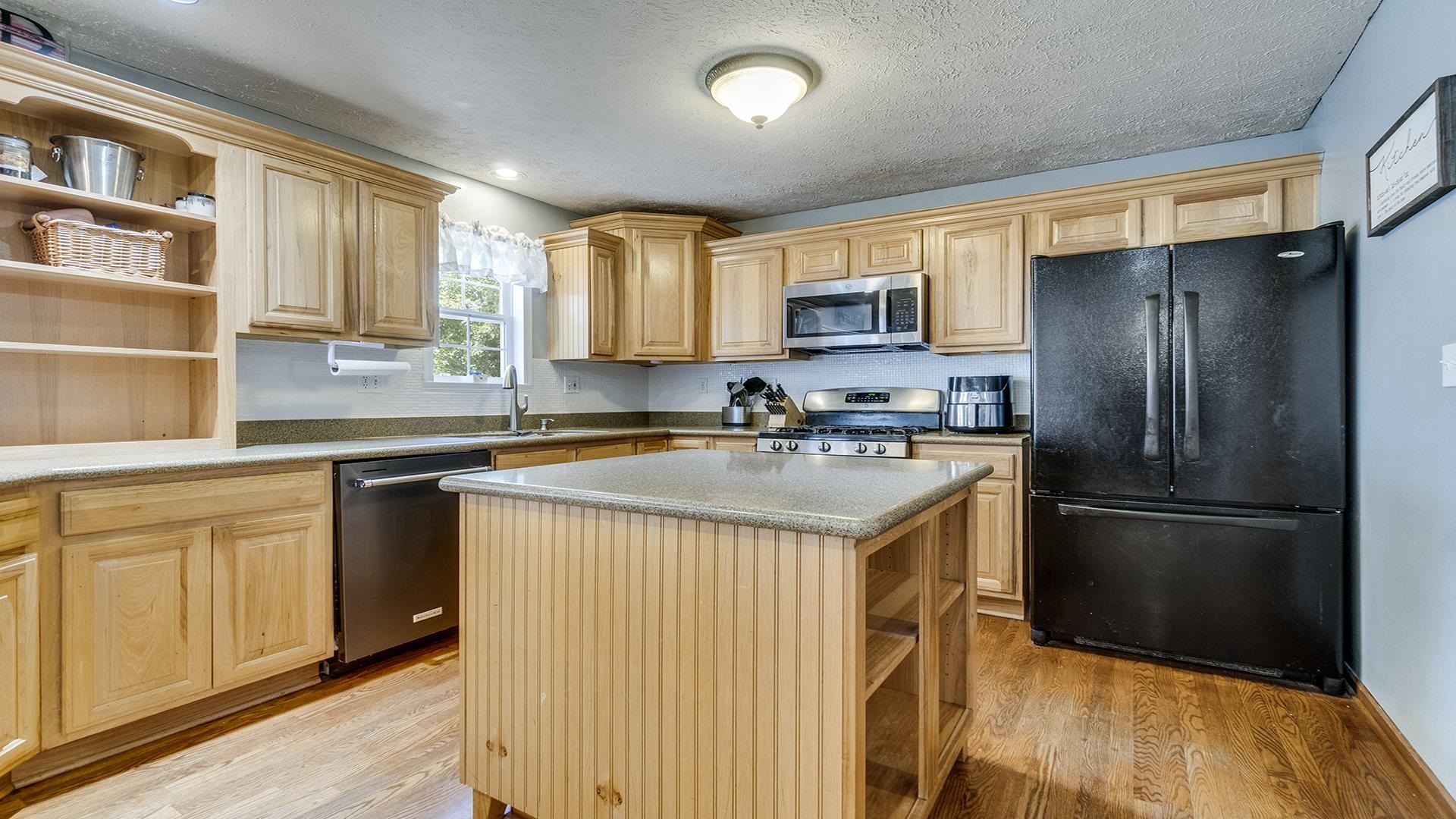 916 Brandy Bend Road Roscoe, IL 61073 - Photo 9 of 44 Gallery Image 9