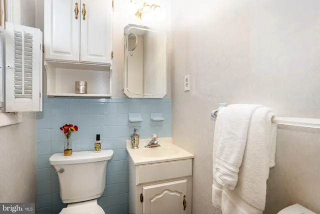 $300,000 | 32 Bishop Road, Mechanicsburg, PA 17055