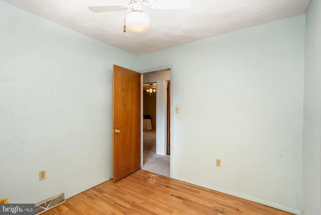 $300,000 | 32 Bishop Road, Mechanicsburg, PA 17055