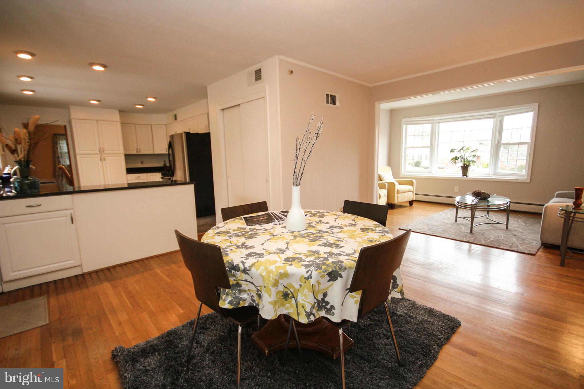 2000 Gatewood Place Silver Spring, MD 20903 - Photo 11 of 30 Family Room