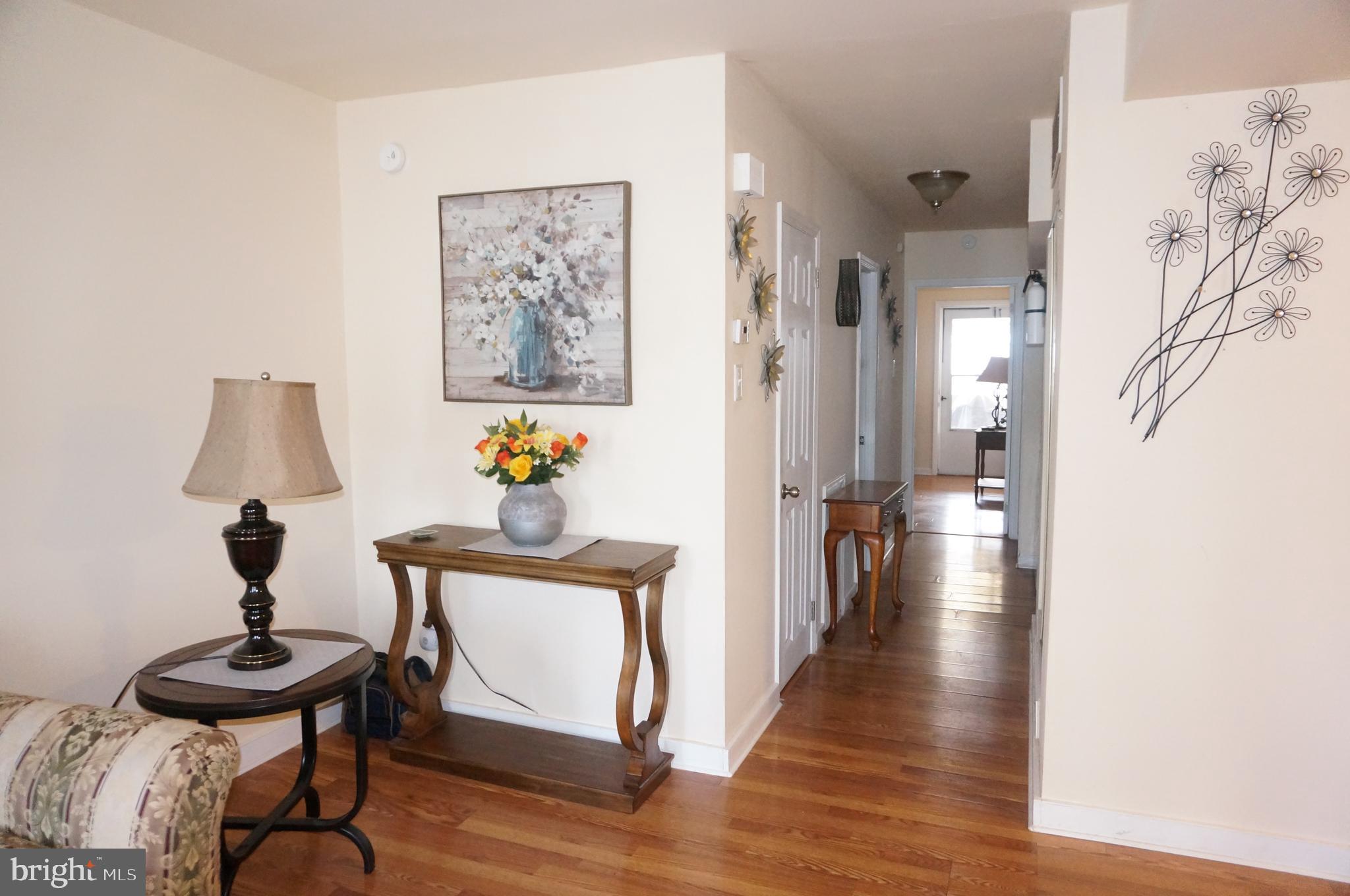 2822 Saxton Road Philadelphia, PA 19114 - Photo 37 of 62 2nd Floor Living Room