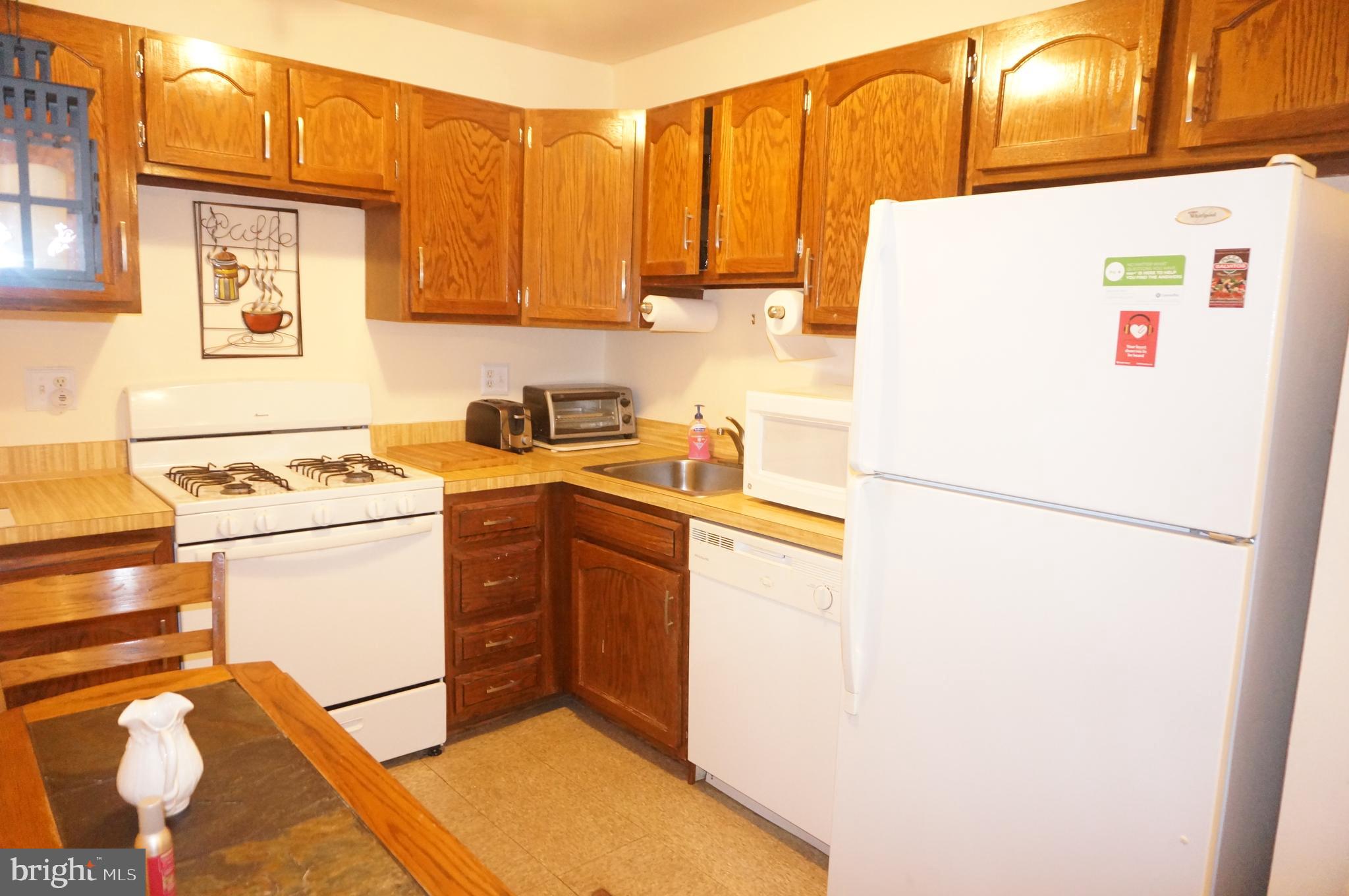 2822 Saxton Road Philadelphia, PA 19114 - Photo 40 of 62