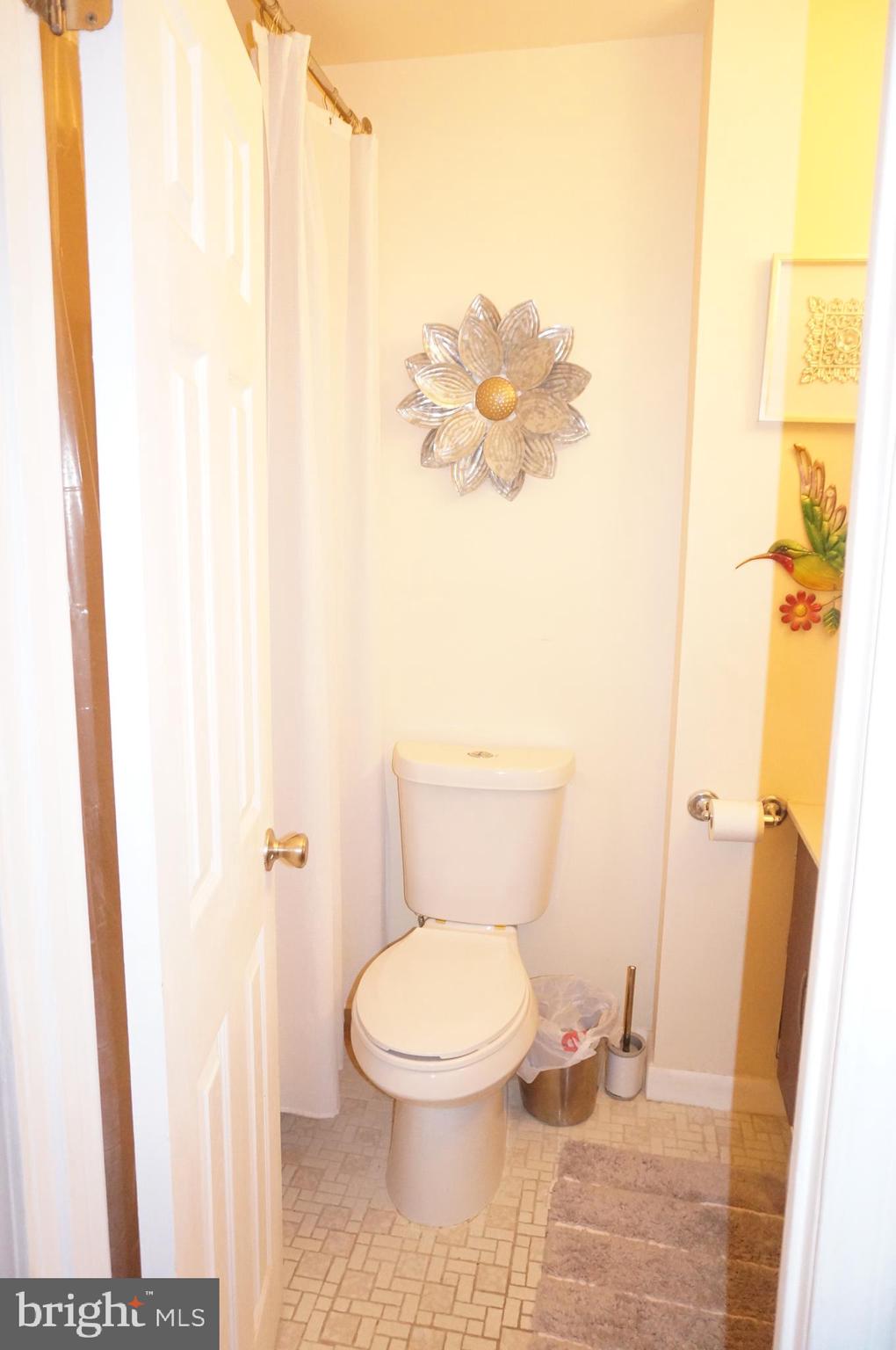 2822 Saxton Road Philadelphia, PA 19114 - Photo 46 of 62