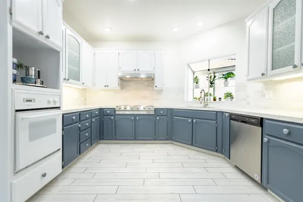 $529,999 | 1500 Scenic Drive, Unit 12, Modesto, CA 95355