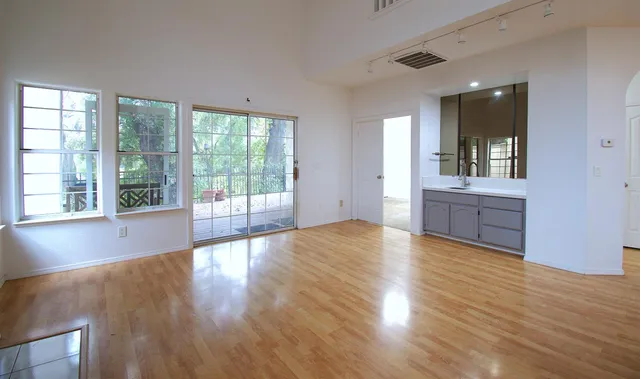 $535,000 | 1500 Scenic Drive, Unit 12, Modesto, CA 95355