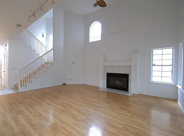 $535,000 | 1500 Scenic Drive, Unit 12, Modesto, CA 95355