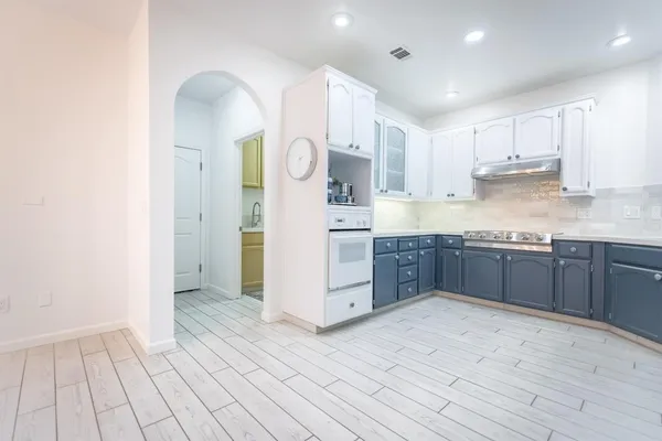 $529,999 | 1500 Scenic Drive, Unit 12, Modesto, CA 95355