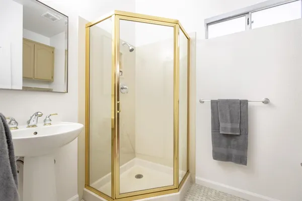 $529,999 | 1500 Scenic Drive, Unit 12, Modesto, CA 95355