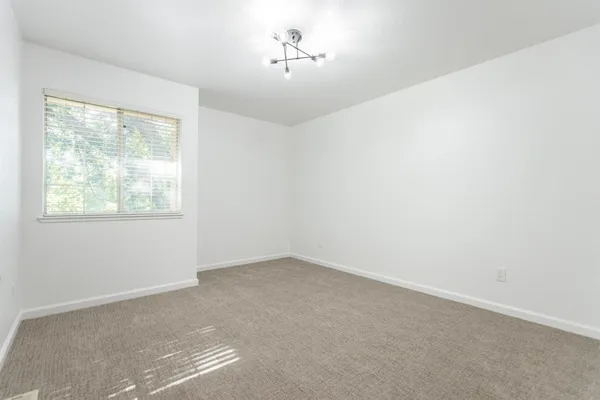 $529,999 | 1500 Scenic Drive, Unit 12, Modesto, CA 95355